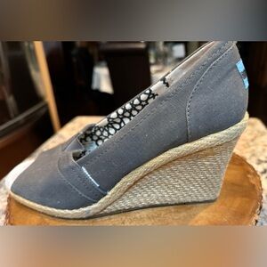 Toms Gray Canvas Wedge Espadrilles